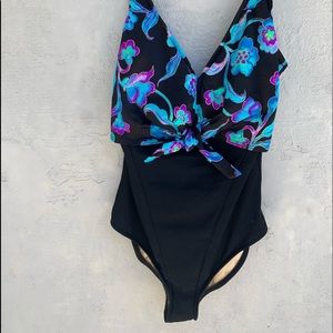 One piece Carol Wior swimsuit